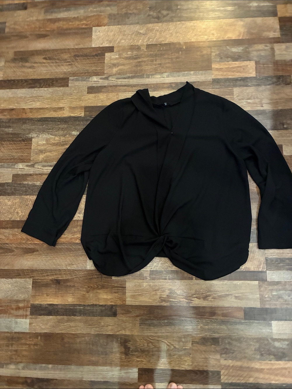 mittoshop Black Twist-Knot Long Sleeve Blouse